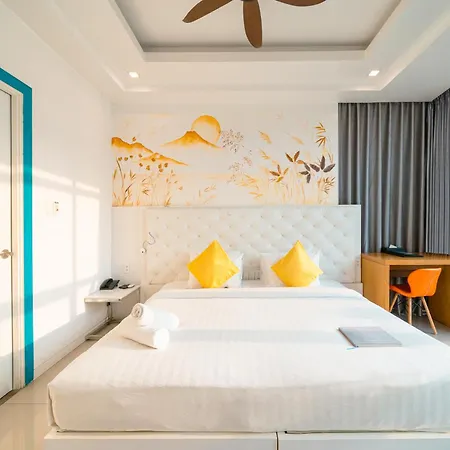 Star City Riverside Hotel By Haviland Danang Exterior photo